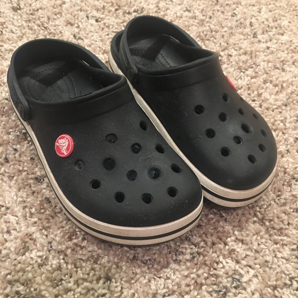 size 3 crocs shoes